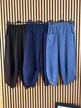 Carica l'immagine nel visualizzatore di Gallery, Pantalone Petalo Gaia
