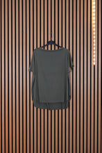 Carica l'immagine nel visualizzatore di Gallery, T Shirt Marilena