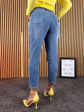 Carica l'immagine nel visualizzatore di Gallery, Jeans Martina