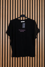 Carica l'immagine nel visualizzatore di Gallery, T shirt Pazienza Scaduta
