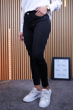 Carica l'immagine nel visualizzatore di Gallery, Jeans Ilaria
