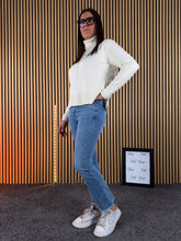 Carica l'immagine nel visualizzatore di Gallery, Jeans Caterina
