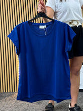 Carica l&#39;immagine nel visualizzatore di Gallery, T Shirt Marzia
