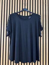 Carica l&#39;immagine nel visualizzatore di Gallery, Maglia Over Perle
