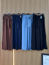 Carica l'immagine nel visualizzatore di Gallery, Pantalone Ornella
