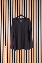 Carica l'immagine nel visualizzatore di Gallery, Maglia Curvy Basica
