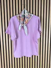 Carica l&#39;immagine nel visualizzatore di Gallery, T shirt Foulard
