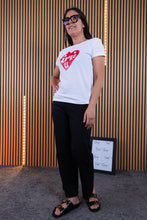 Carica l'immagine nel visualizzatore di Gallery, T Shirt Adore You
