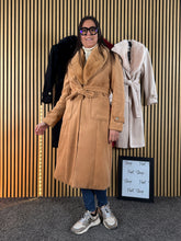 Carica l'immagine nel visualizzatore di Gallery, Cappotto Clelia
