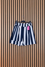Carica l'immagine nel visualizzatore di Gallery, Short Righe
