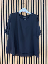 Carica l&#39;immagine nel visualizzatore di Gallery, Camicia Over Carla
