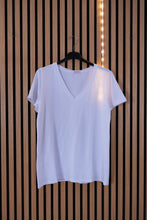Carica l'immagine nel visualizzatore di Gallery, T Shirt Basica V
