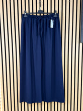 Carica l&#39;immagine nel visualizzatore di Gallery, Pantalone Over Giulia
