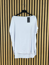 Carica l&#39;immagine nel visualizzatore di Gallery, T Shirt Marilena
