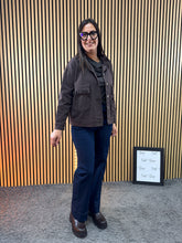 Carica l&#39;immagine nel visualizzatore di Gallery, Giacca Jeans Claudia
