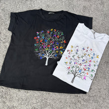 Carica l&#39;immagine nel visualizzatore di Gallery, T shirt Curvy Albero Vita
