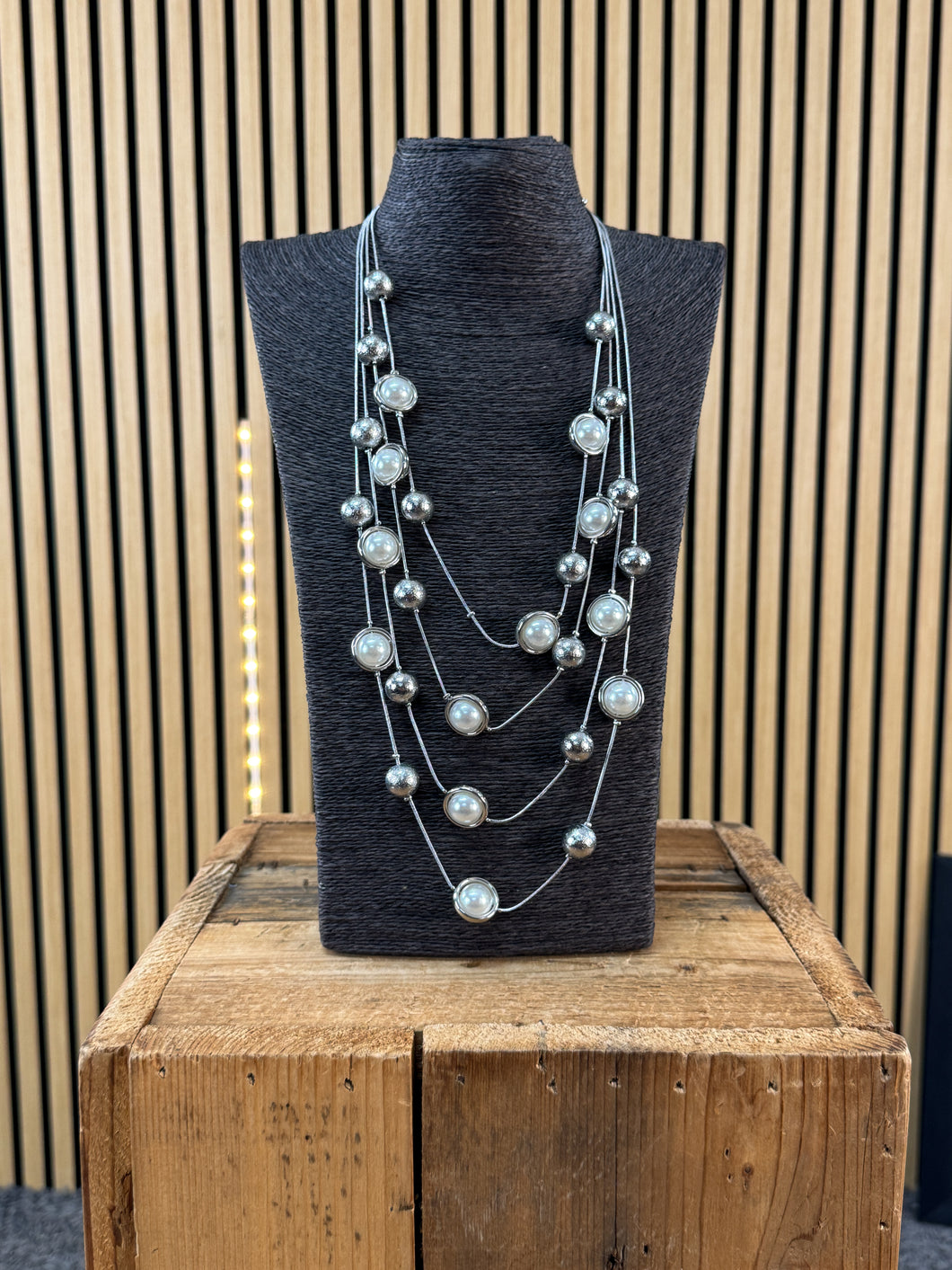 Collana Movita