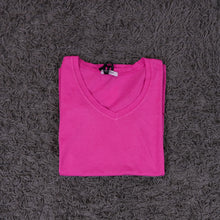 Carica l'immagine nel visualizzatore di Gallery, T Shirt Altamira  V
