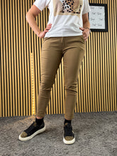 Carica l&#39;immagine nel visualizzatore di Gallery, Pantalone Eva
