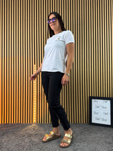 Carica l&#39;immagine nel visualizzatore di Gallery, T Shirt Bee Happy
