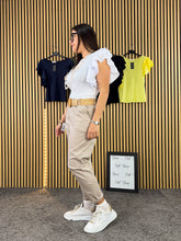 Carica l&#39;immagine nel visualizzatore di Gallery, T Shirt Miranda
