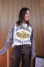 Carica l'immagine nel visualizzatore di Gallery, Maglia New York Leopard
