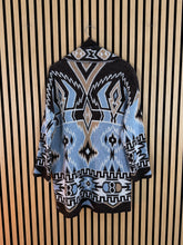 Carica l'immagine nel visualizzatore di Gallery, Cardigan Over Gaia
