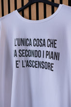 Carica l'immagine nel visualizzatore di Gallery, T Shirt Curvy Ascensore
