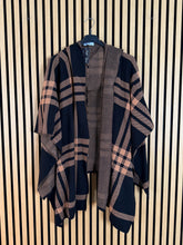 Carica l'immagine nel visualizzatore di Gallery, Poncho Sabrina
