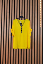 Carica l'immagine nel visualizzatore di Gallery, Camicia Over Zip
