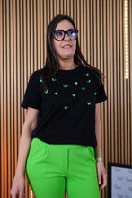 Carica l'immagine nel visualizzatore di Gallery, T Shirt Cuori
