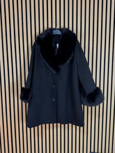 Carica l&#39;immagine nel visualizzatore di Gallery, Cappotto Curvy Elisa
