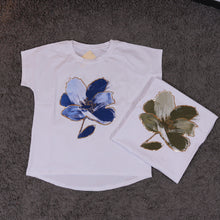 Carica l'immagine nel visualizzatore di Gallery, T Shirt Over Natura
