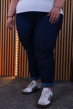 Carica l'immagine nel visualizzatore di Gallery, Jeans Marisa

