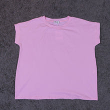 Carica l'immagine nel visualizzatore di Gallery, T Shirt Curvy Basica
