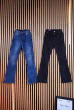 Carica l'immagine nel visualizzatore di Gallery, Jeans Zampa Mia
