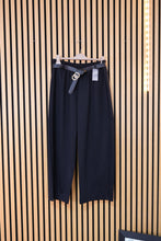 Carica l'immagine nel visualizzatore di Gallery, Pantalone Carota Curvy Dea
