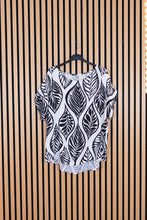 Carica l'immagine nel visualizzatore di Gallery, Camicia Foglie
