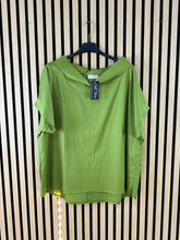 Carica l&#39;immagine nel visualizzatore di Gallery, Camicia Barchetta
