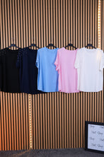 Carica l'immagine nel visualizzatore di Gallery, T Shirt Over Brillanti

