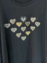 Carica l&#39;immagine nel visualizzatore di Gallery, Maglia Over Cuoricini
