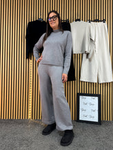 Carica l&#39;immagine nel visualizzatore di Gallery, Completo Matilde
