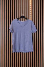 Carica l'immagine nel visualizzatore di Gallery, T Shirt Basica V
