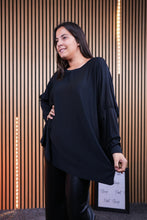 Carica l'immagine nel visualizzatore di Gallery, Maglia Curvy Sara
