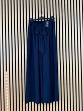 Carica l'immagine nel visualizzatore di Gallery, Pantalone Ornella

