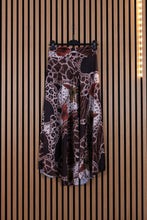 Carica l'immagine nel visualizzatore di Gallery, Gonna Pantalone Iris
