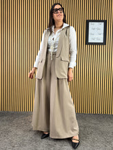 Carica l&#39;immagine nel visualizzatore di Gallery, Gilet Miriam
