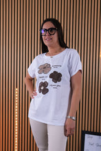 Carica l'immagine nel visualizzatore di Gallery, T Shirt Over Fiori
