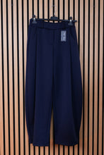 Carica l'immagine nel visualizzatore di Gallery, Pantalone Barrel Mina
