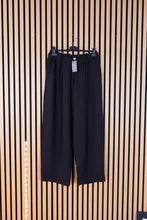 Carica l'immagine nel visualizzatore di Gallery, Pantalone Over Luana
